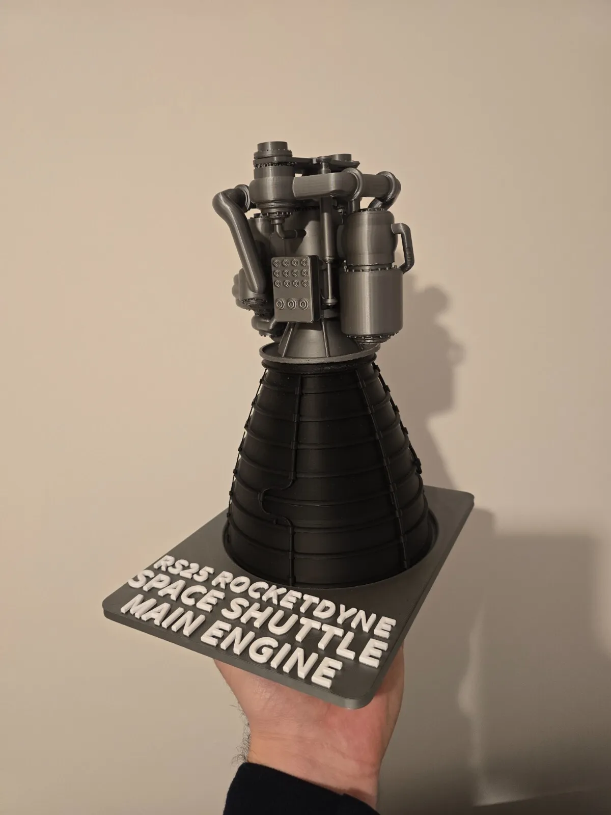 RS-25 Space Shuttle Engine Display Model – High-Detailed
